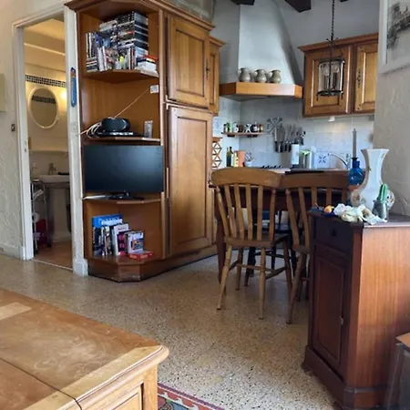 Provence-style Sea Across The Street Apartment